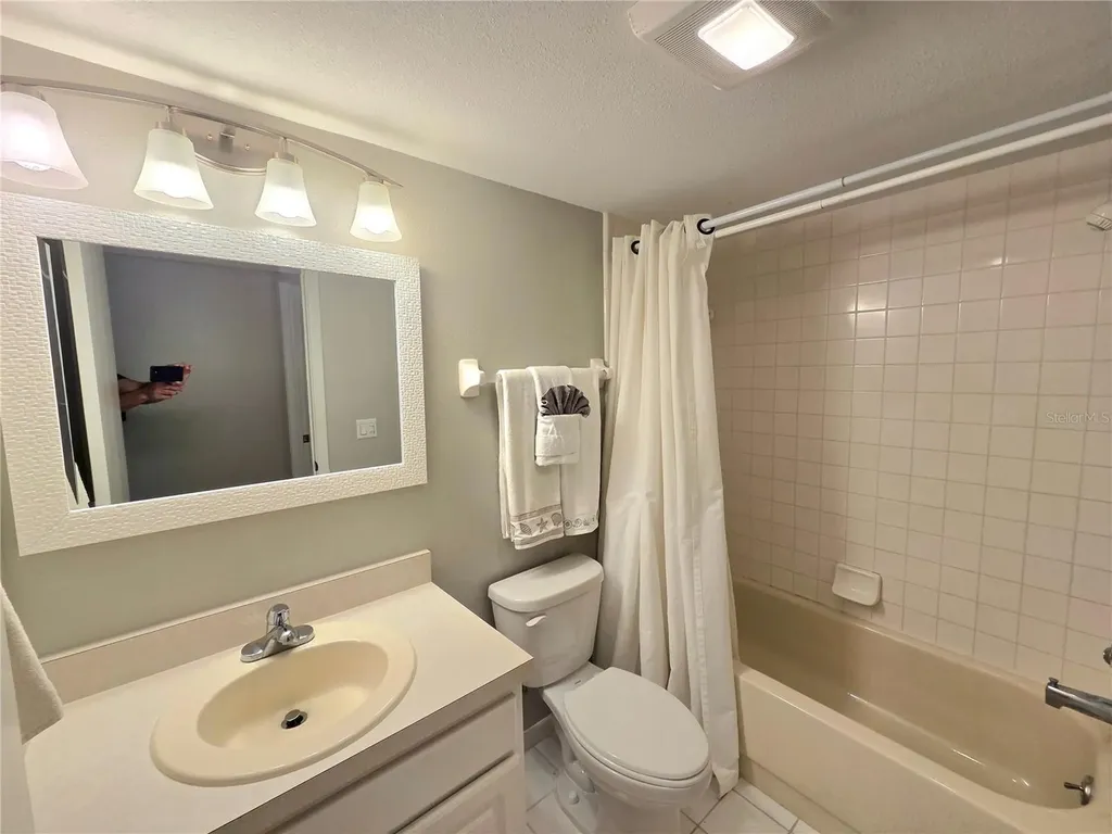 3516 Richwood Sarasota FL 34235