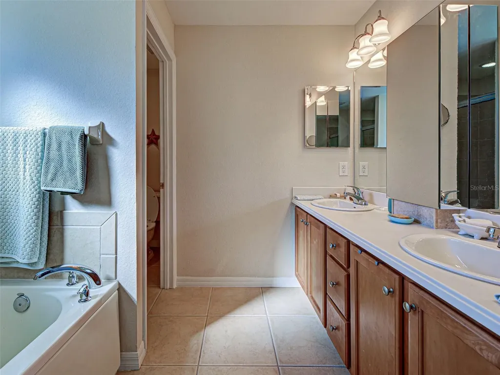 11766 Tempest Harbor Loop Venice FL 34292