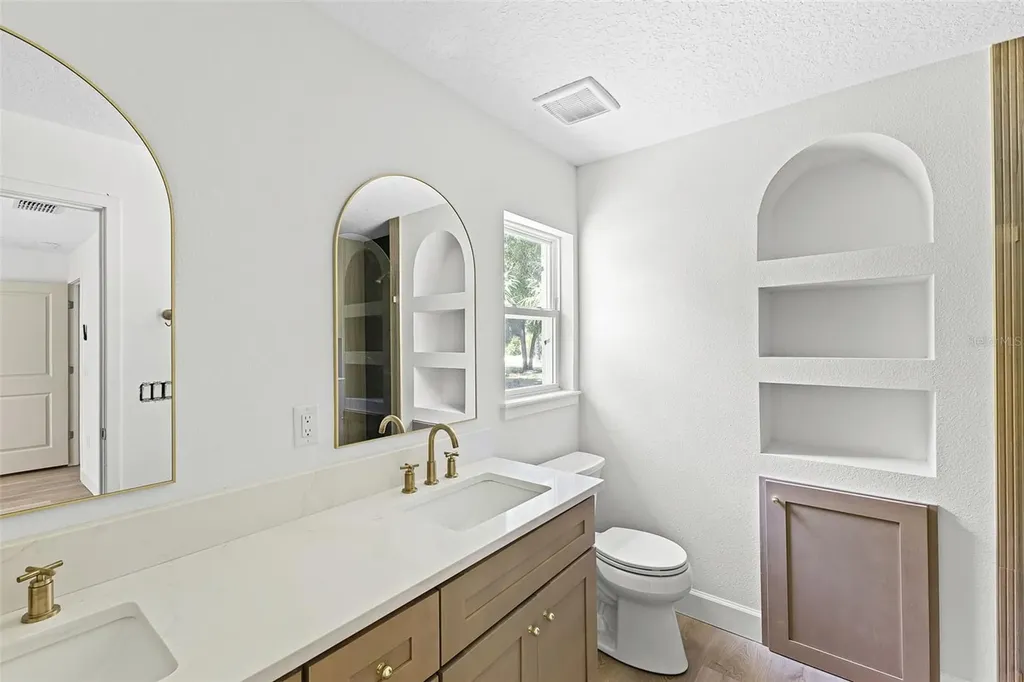 320 Kenora Drive Orange City FL 32763