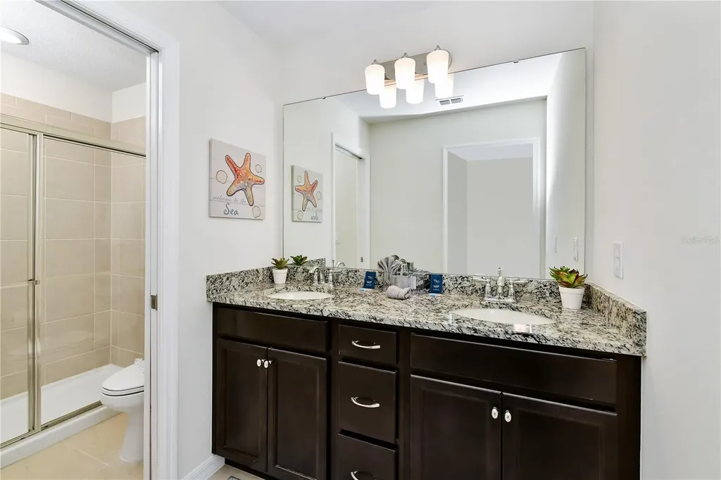 4237 Lana Avenue Davenport FL 33897