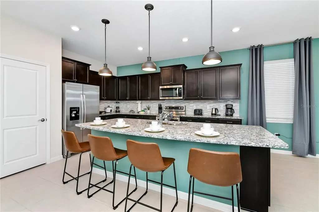 4237 Lana Avenue Davenport FL 33897