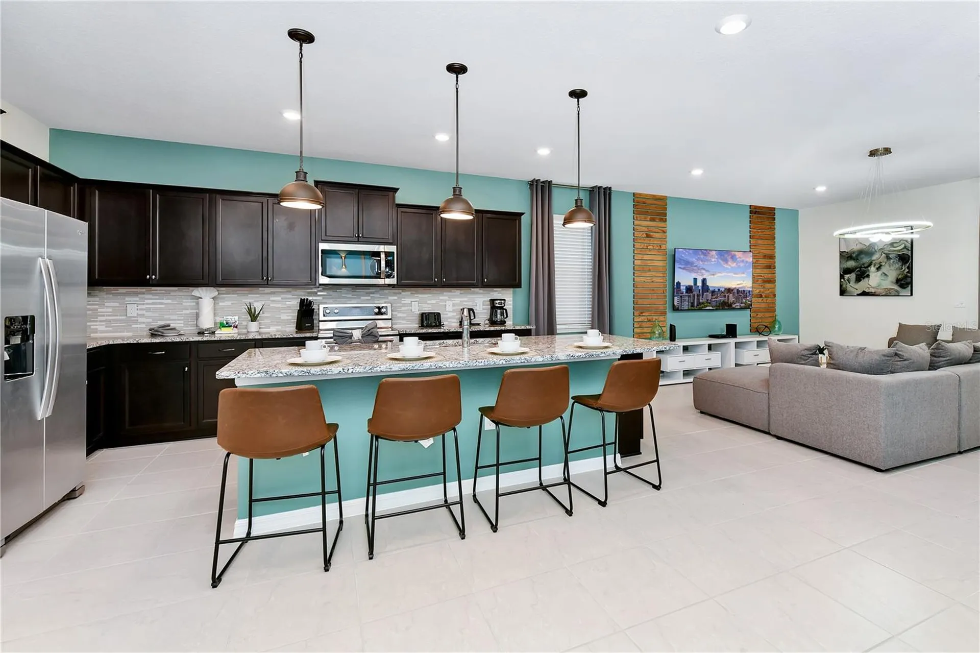 4237 Lana Avenue Davenport FL 33897