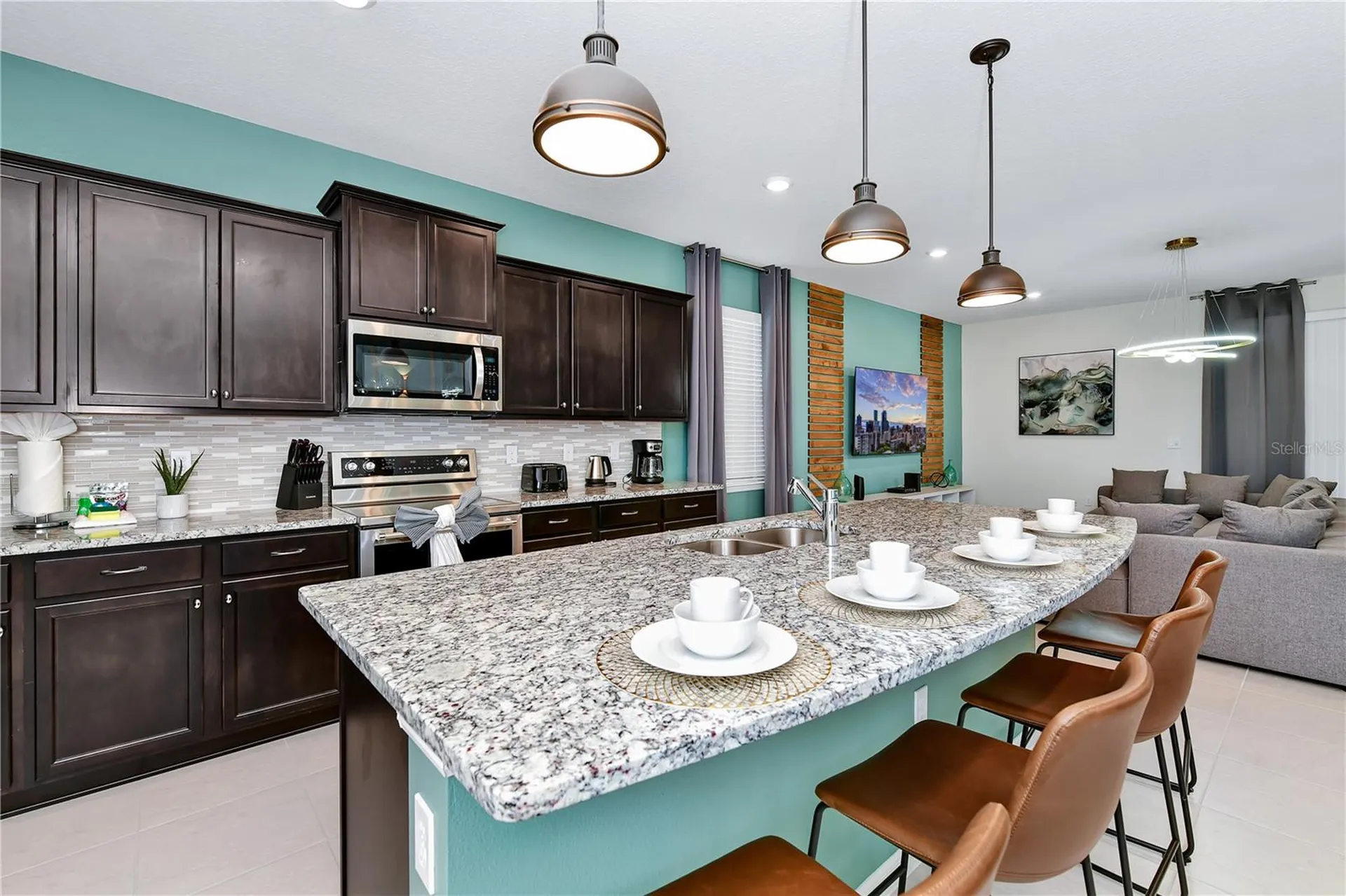 4237 Lana Avenue Davenport FL 33897