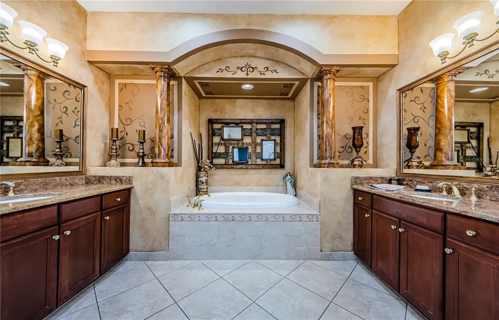 4947 Sandy Brook Circle Wimauma FL 33598