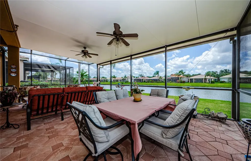 4947 Sandy Brook Circle Wimauma FL 33598