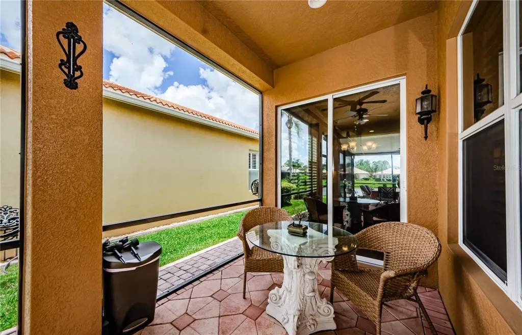4947 Sandy Brook Circle Wimauma FL 33598