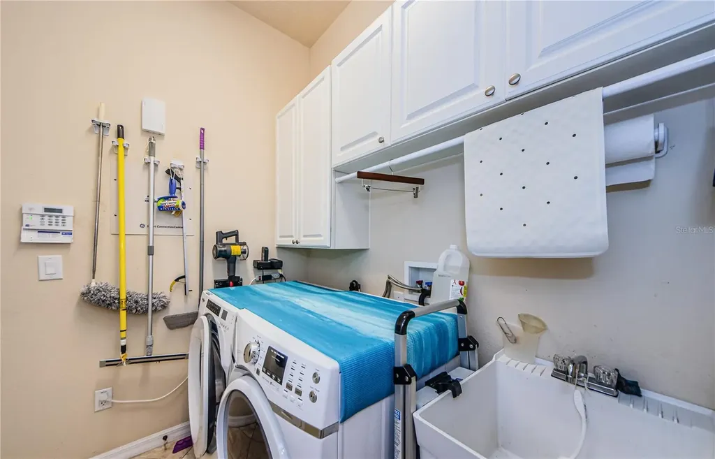4947 Sandy Brook Circle Wimauma FL 33598