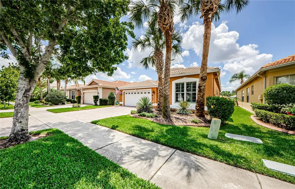 4947 Sandy Brook Circle Wimauma FL 33598