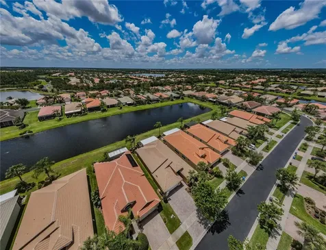 4947 Sandy Brook Circle Wimauma FL 33598