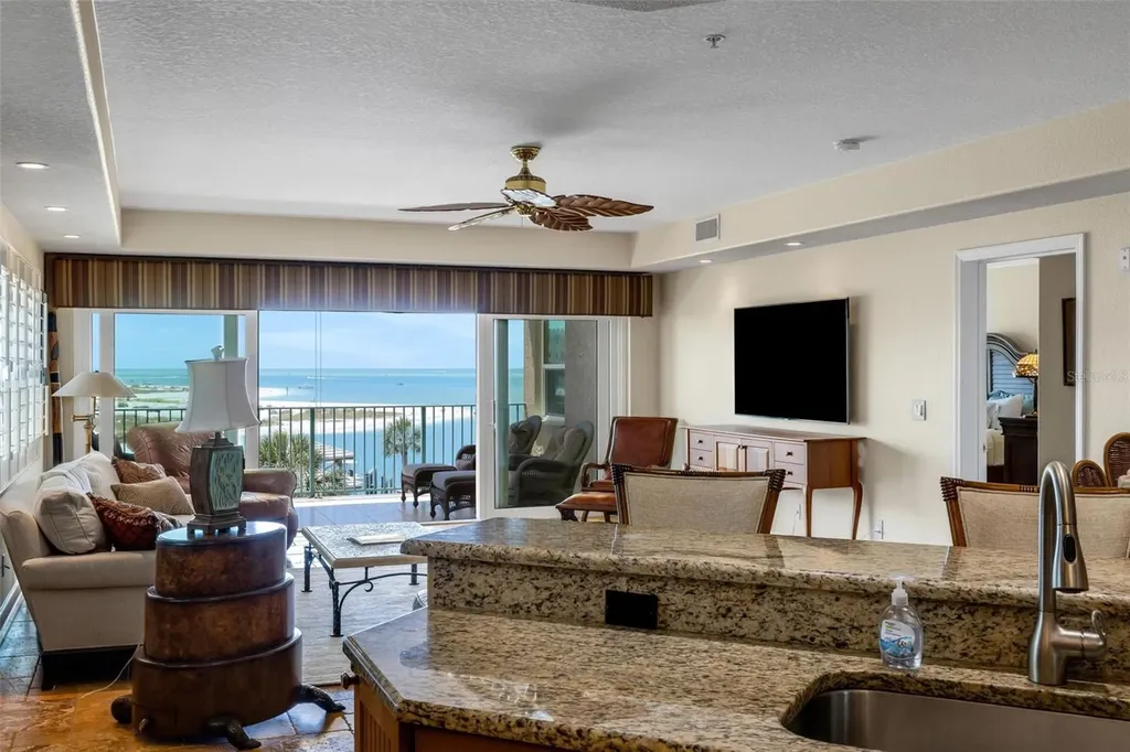 1090 Pinellas Bayway S St Petersburg FL 33715