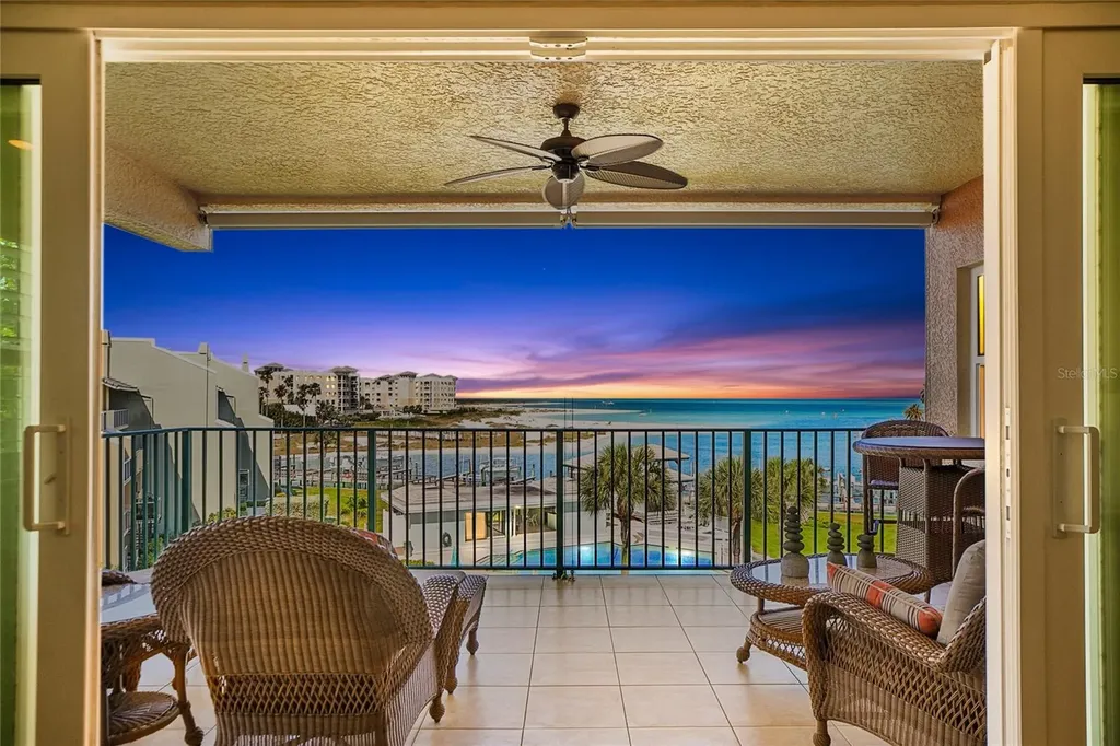 1090 Pinellas Bayway S St Petersburg FL 33715