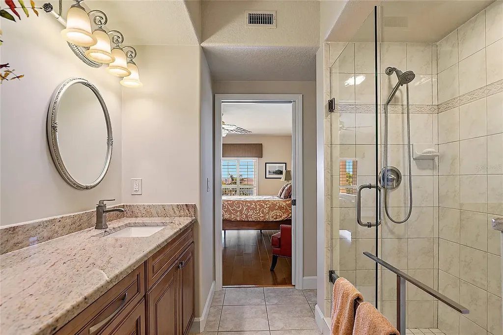 1090 Pinellas Bayway S St Petersburg FL 33715