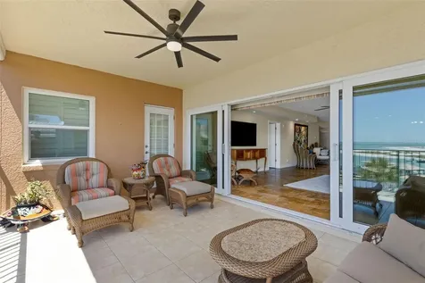 1090 Pinellas Bayway S St Petersburg FL 33715