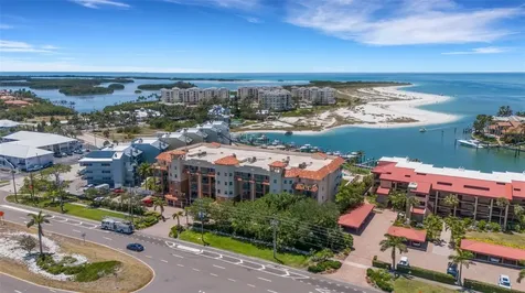 1090 Pinellas Bayway S St Petersburg FL 33715