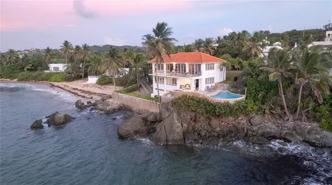 294 Bravos De Boston Vieques PR 00765