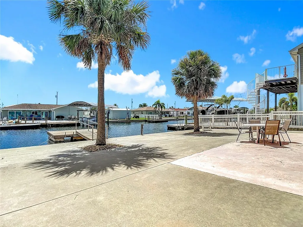 13816 Victor Avenue Hudson FL 34667