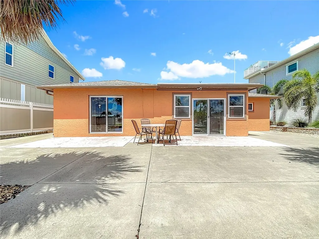 13816 Victor Avenue Hudson FL 34667