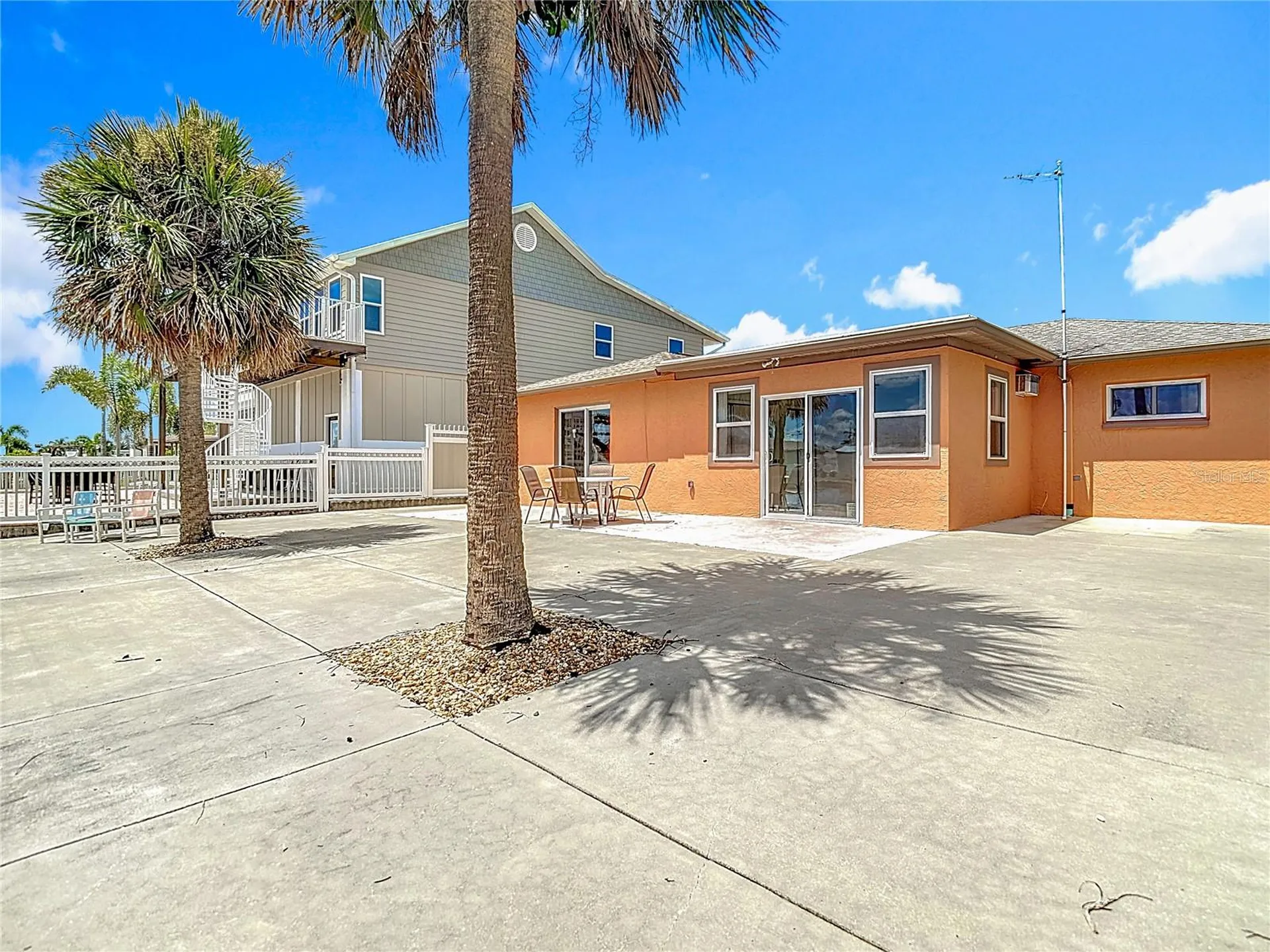 13816 Victor Avenue Hudson FL 34667