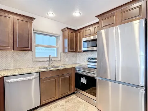 13816 Victor Avenue Hudson FL 34667
