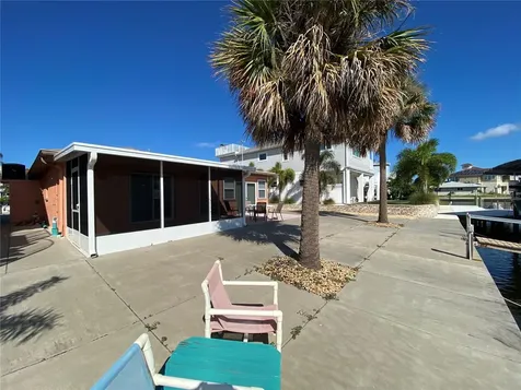 13816 Victor Avenue Hudson FL 34667