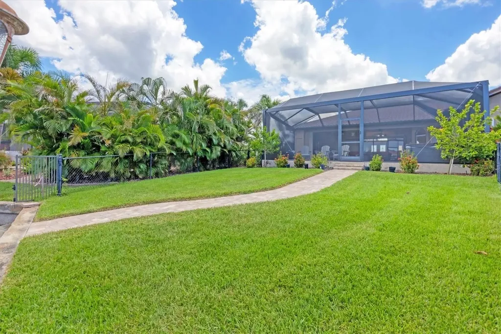2310 Via Venice Punta Gorda FL 33950