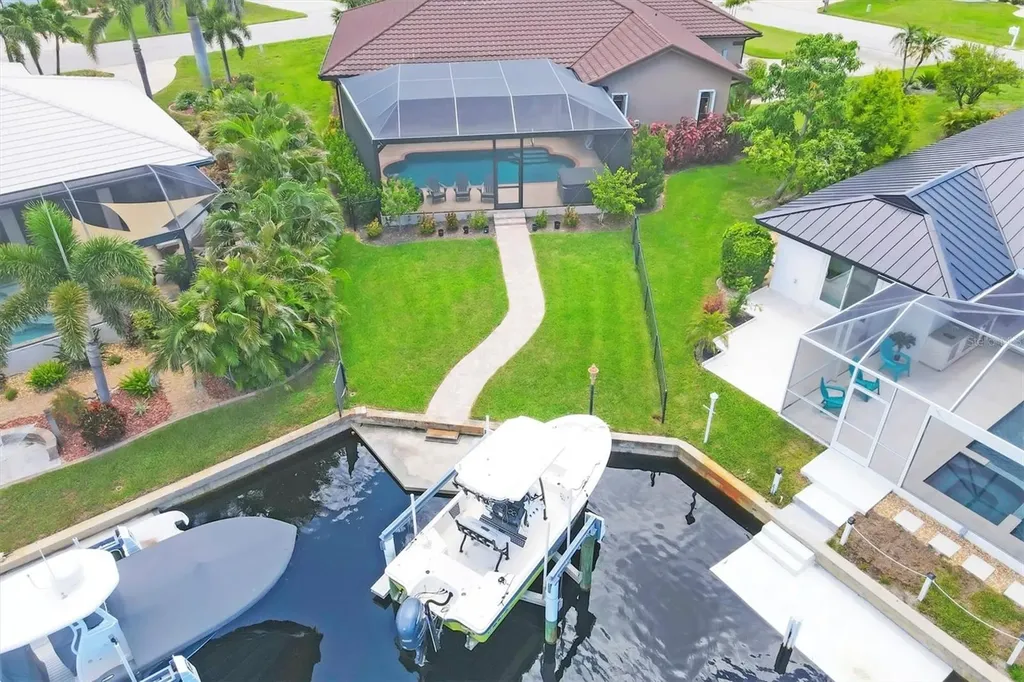 2310 Via Venice Punta Gorda FL 33950
