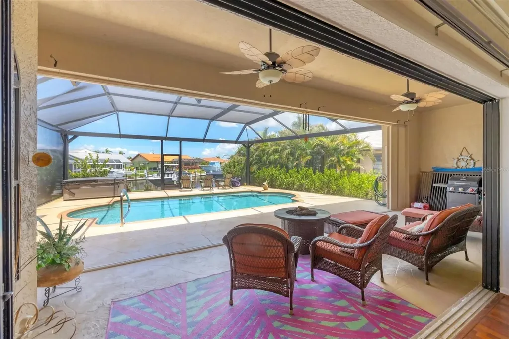 2310 Via Venice Punta Gorda FL 33950
