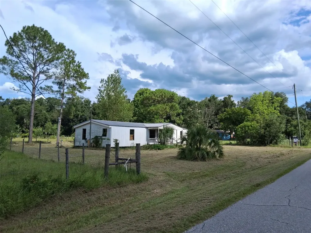 6177 Cr 625 Bushnell FL 33513