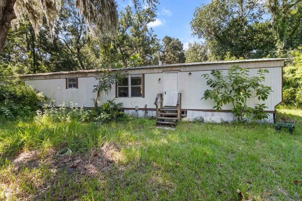 6177 Cr 625 Bushnell FL 33513