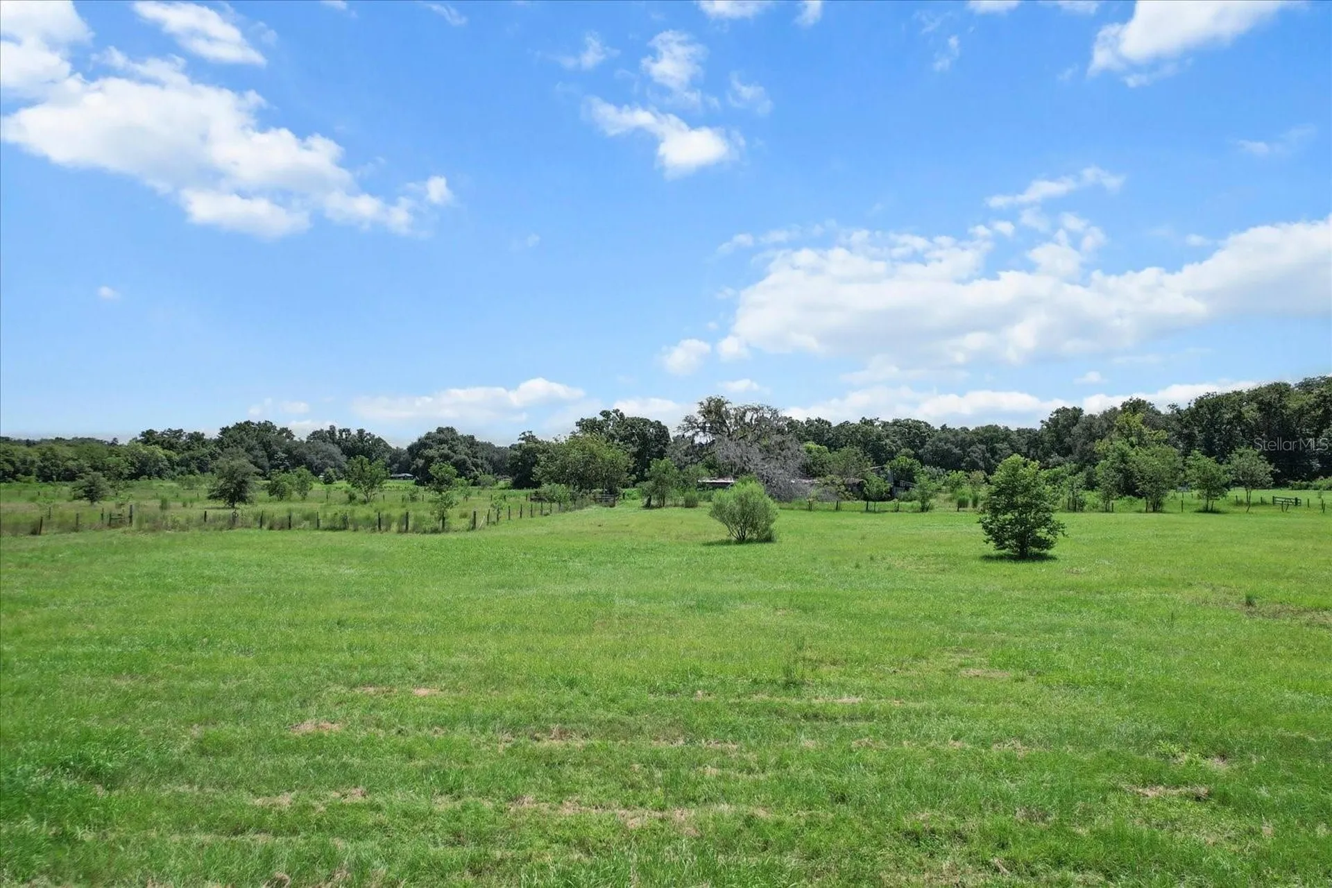 6177 Cr 625 Bushnell FL 33513