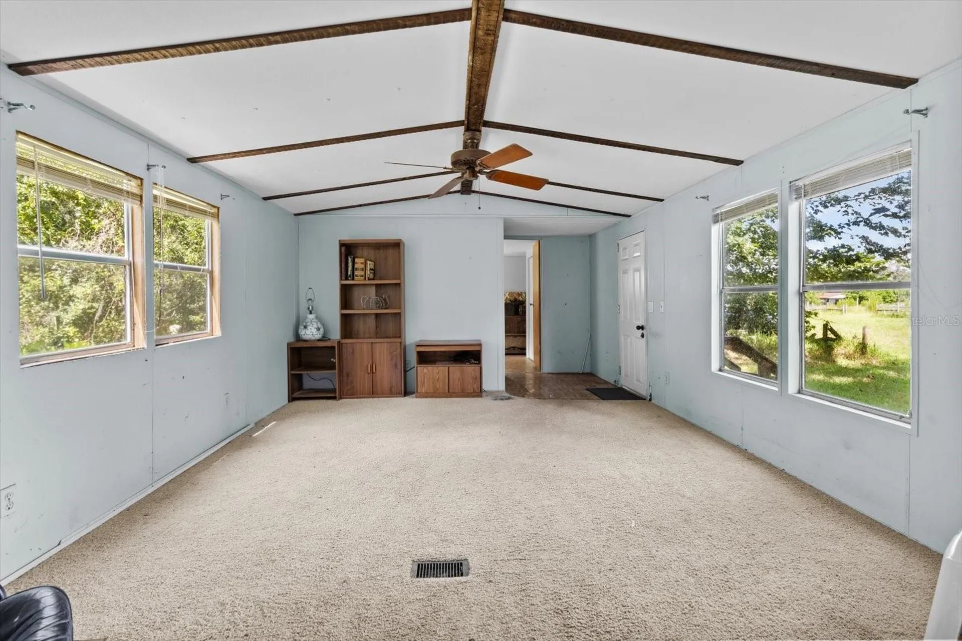 6177 Cr 625 Bushnell FL 33513