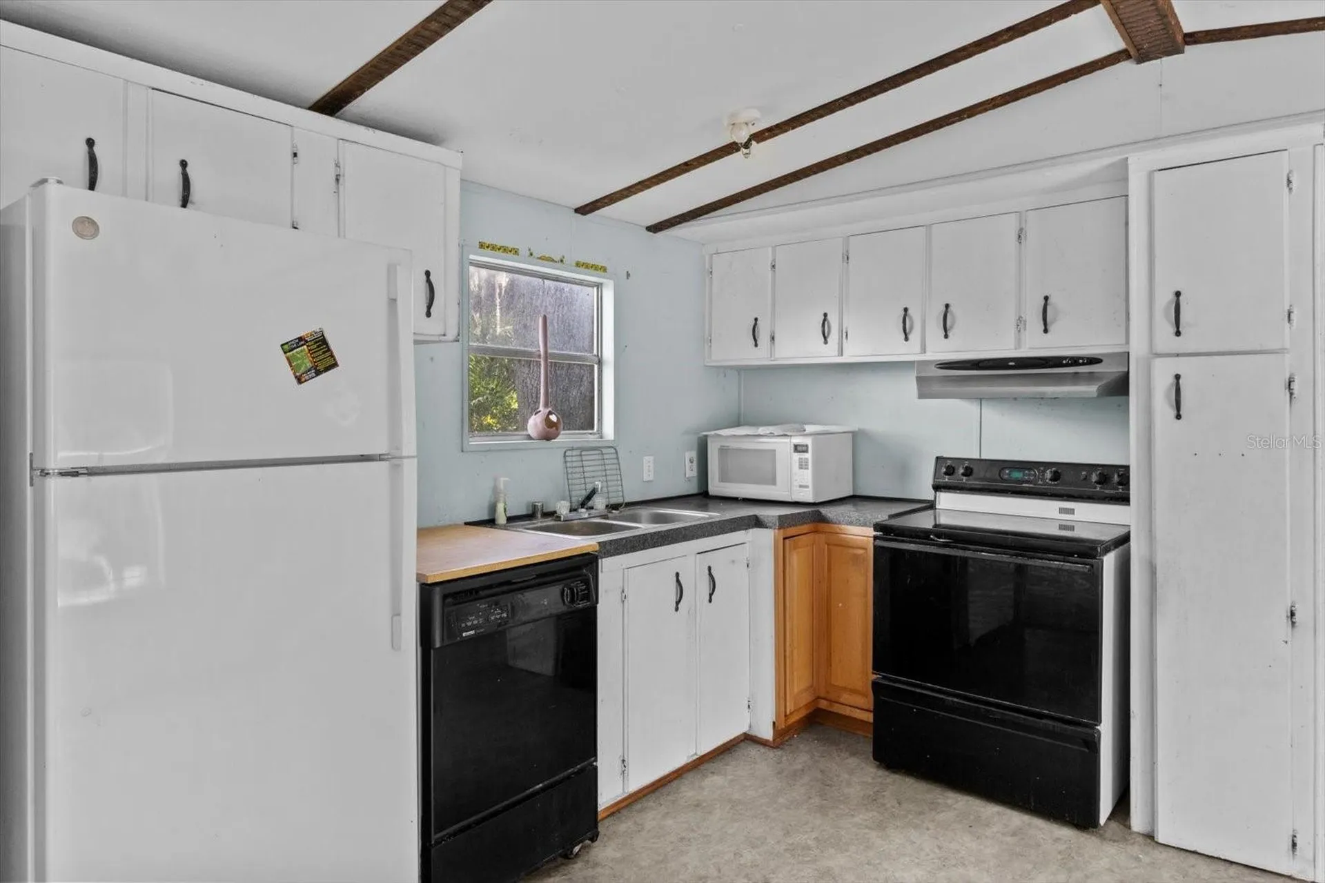 6177 Cr 625 Bushnell FL 33513