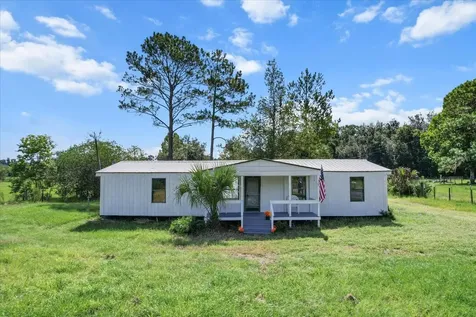 6177 Cr 625 Bushnell FL 33513