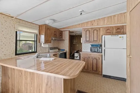 6177 Cr 625 Bushnell FL 33513