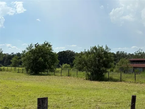 6177 Cr 625 Bushnell FL 33513
