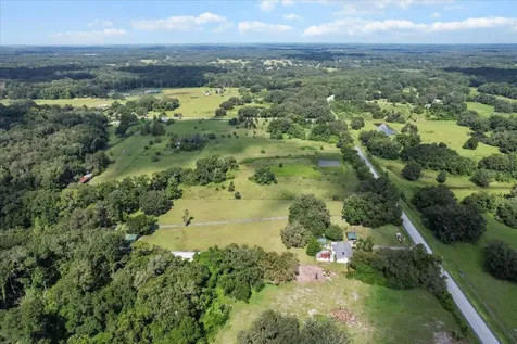 6177 Cr 625 Bushnell FL 33513