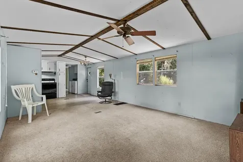 6177 Cr 625 Bushnell FL 33513