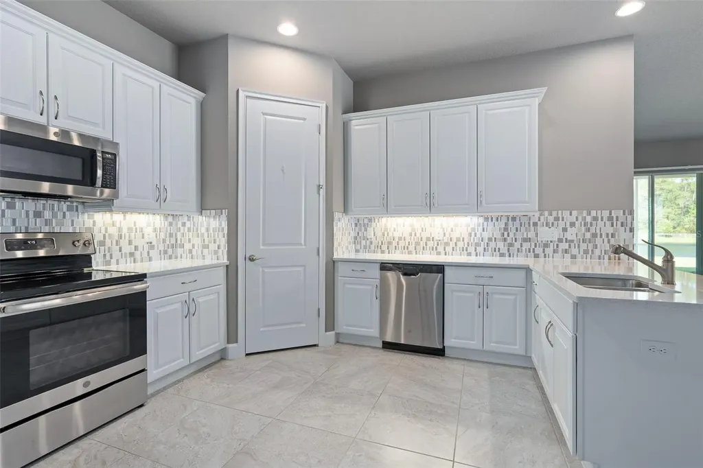 856 Pinewood Drive Ormond Beach FL 32174