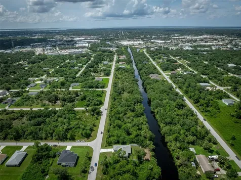 295 Ravenswood Boulevard Port Charlotte FL 33954