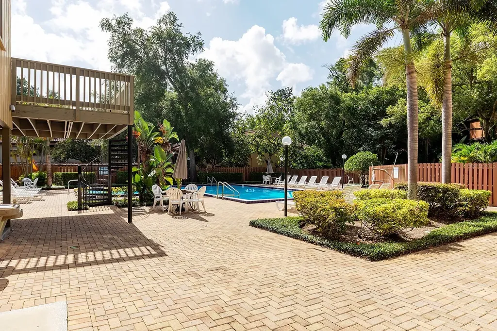 1068 E Michigan Street Orlando FL 32806