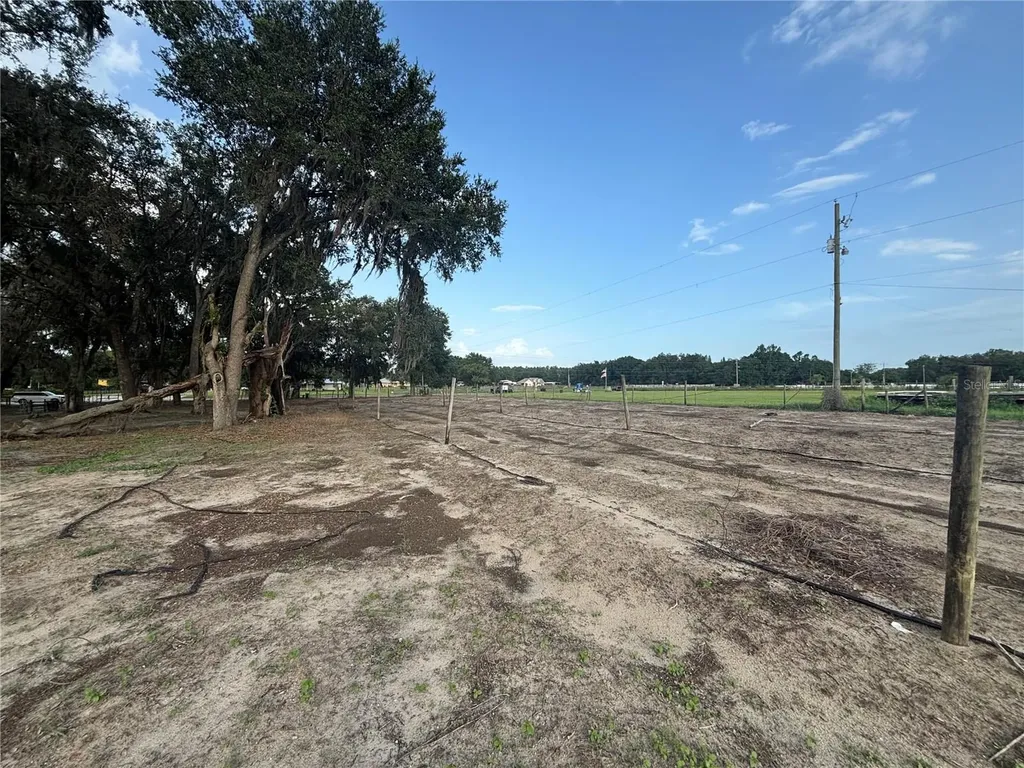 7117 S County Line Road Plant City FL 33567