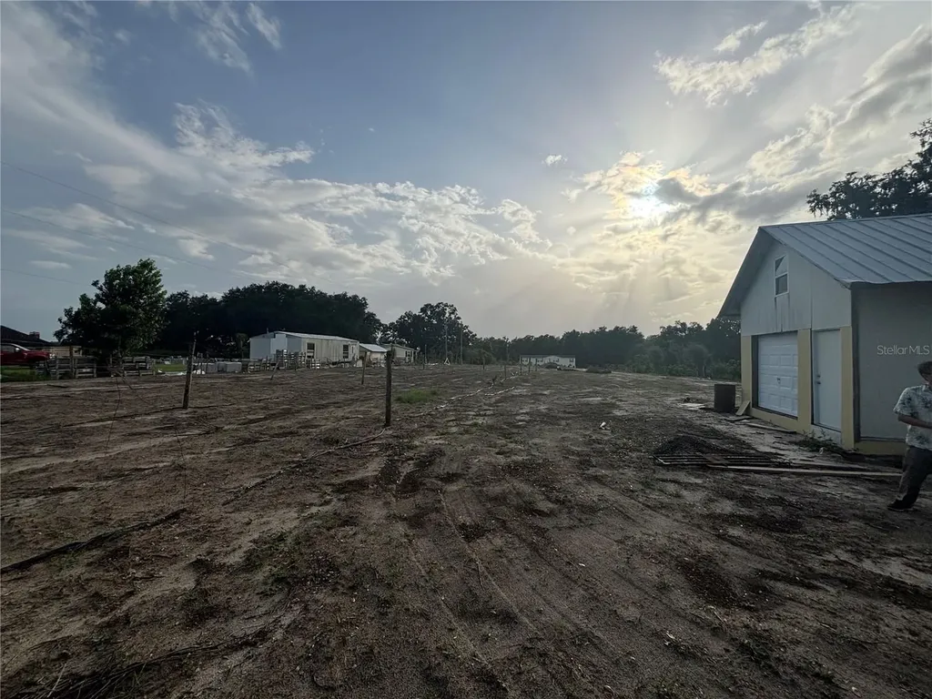 7117 S County Line Road Plant City FL 33567