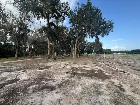 7117 S County Line Road Plant City FL 33567