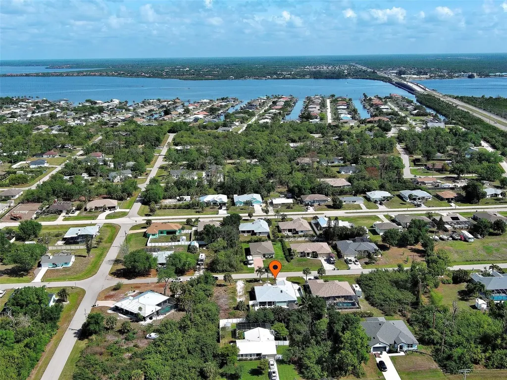 13679 Drysdale Avenue Port Charlotte FL 33981