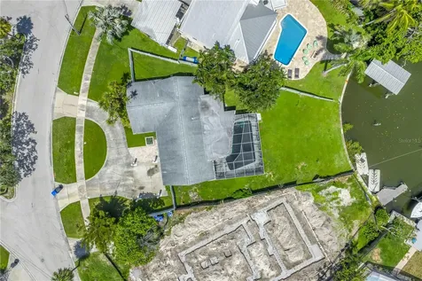 1900 Arrowhead Drive NE St Petersburg FL 33703
