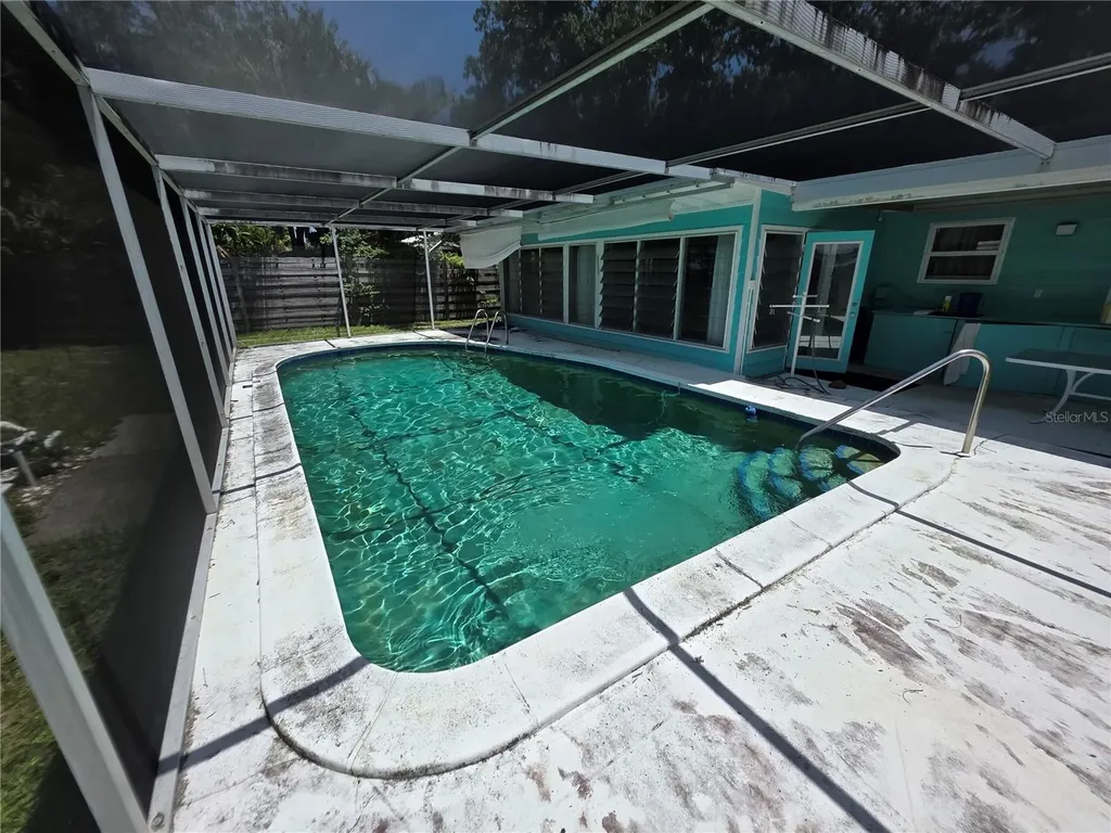 1330 Rhodes Avenue Sarasota FL 34239