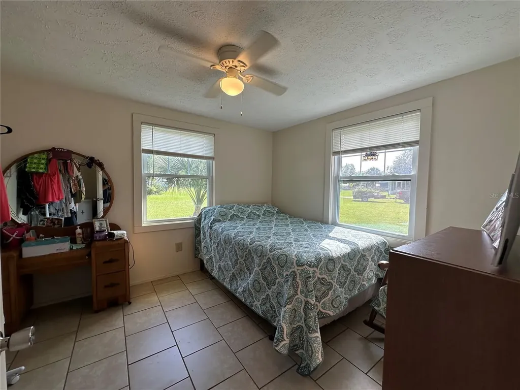 55045 6th Street Astor FL 32102