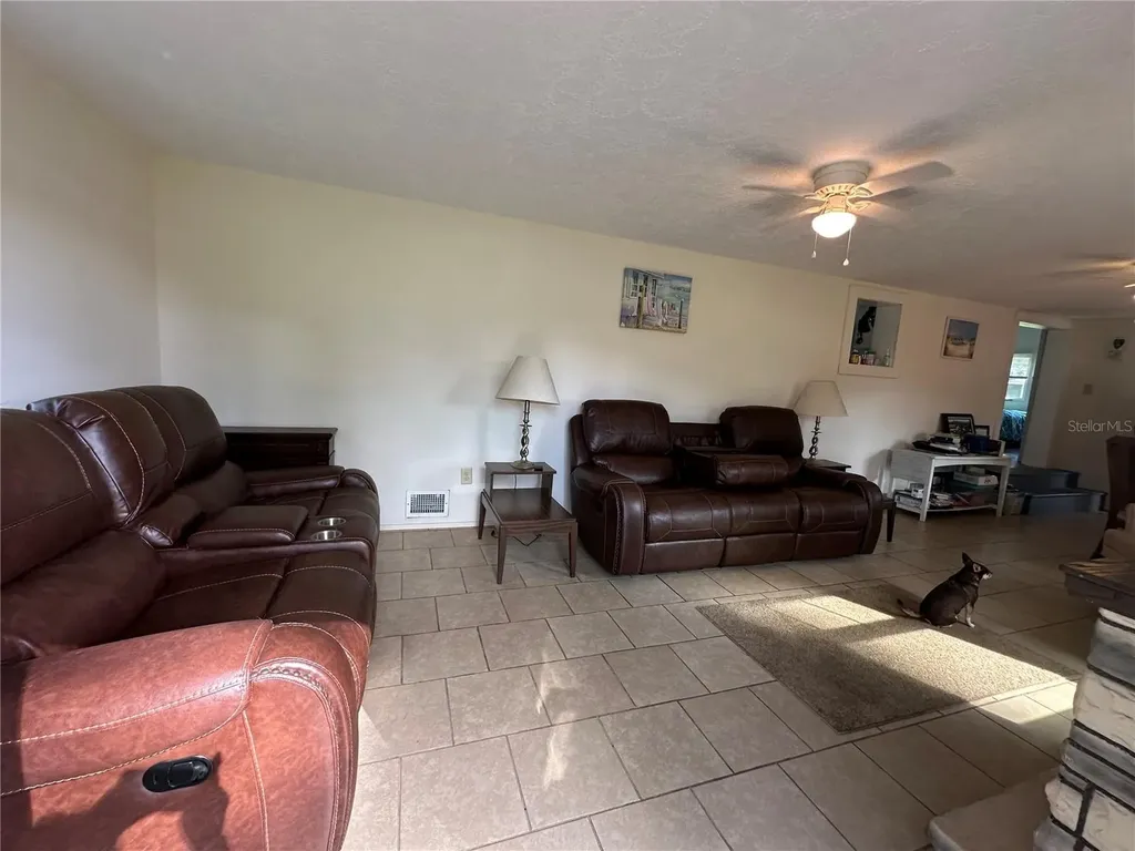 55045 6th Street Astor FL 32102