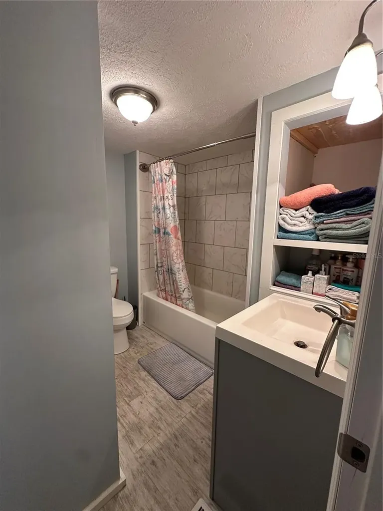 55045 6th Street Astor FL 32102
