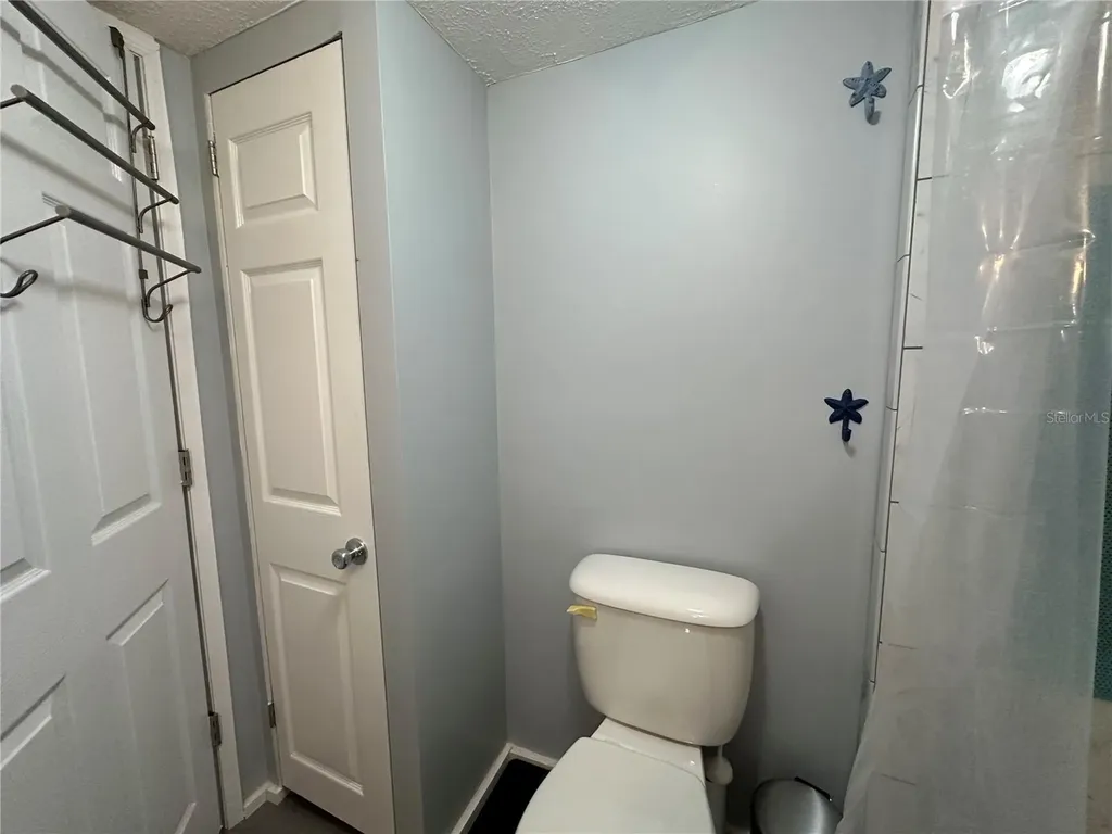 55045 6th Street Astor FL 32102